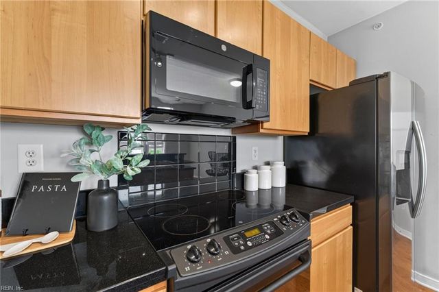 388 Boush St Unit 409, Norfolk, VA 23510
