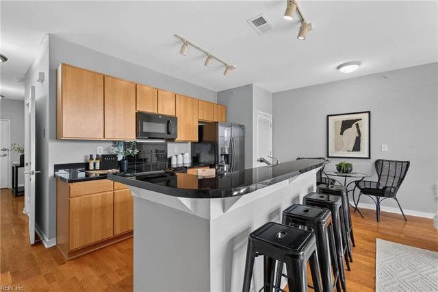 388 Boush St Unit 409, Norfolk, VA 23510