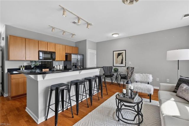 388 Boush St Unit 409, Norfolk, VA 23510