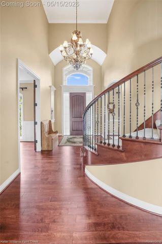 2757 Addison Circle N, Oakland Charter Township, MI 48306
