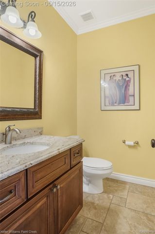 2757 Addison Circle N, Oakland Charter Township, MI 48306