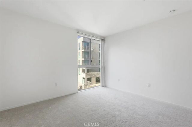 267 S San Pedro 315, Los Angeles, CA 90012