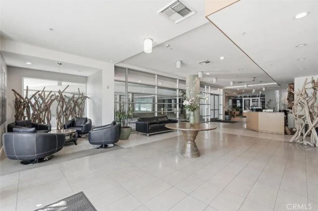 267 S San Pedro 315, Los Angeles, CA 90012