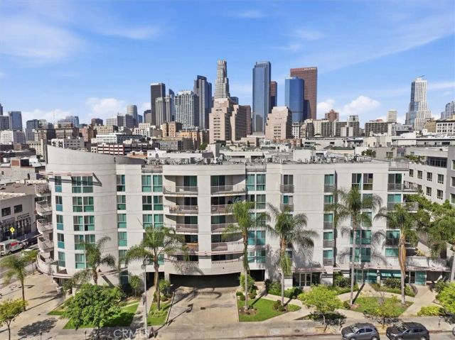 267 S San Pedro 315, Los Angeles, CA 90012