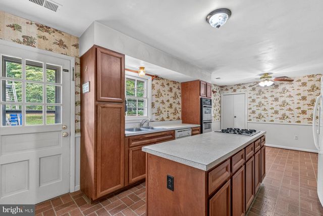 4780 PICKERAL ST, White Plains, MD 20695