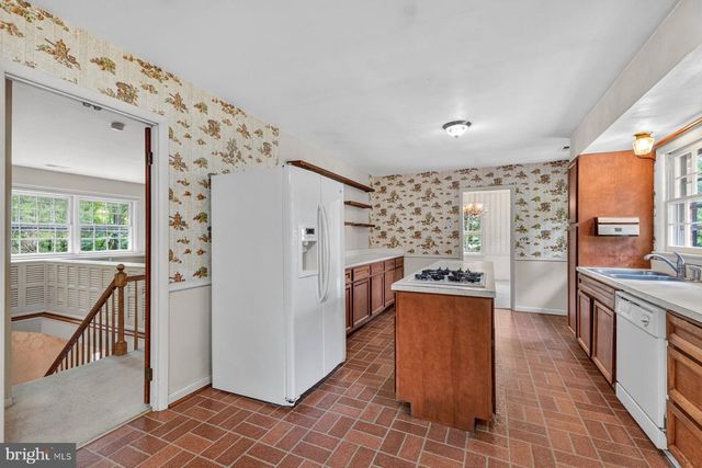 4780 PICKERAL ST, White Plains, MD 20695