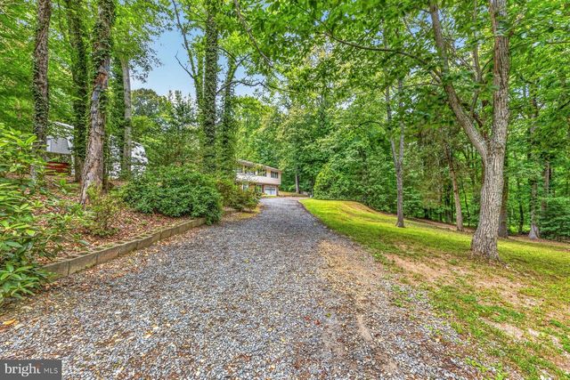 4780 PICKERAL ST, White Plains, MD 20695