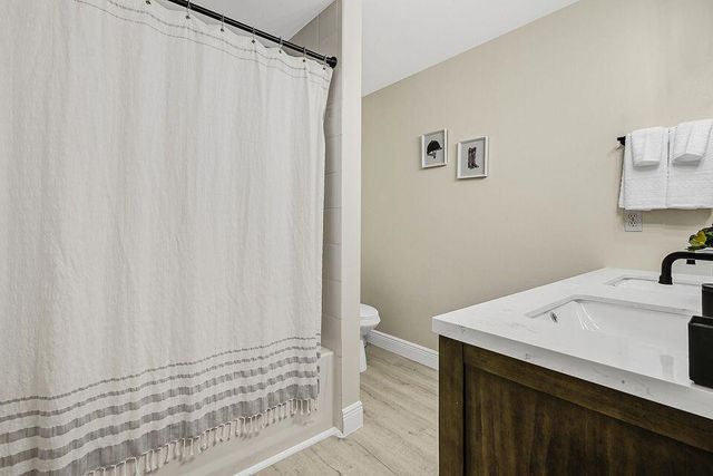 11785 St Andrews Place 104, Wellington, FL 33414