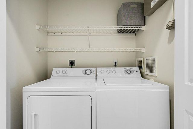 11785 St Andrews Place 104, Wellington, FL 33414