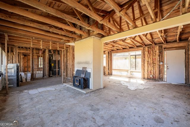 382 GOLFVIEW Road NW, Atlanta, GA 30309