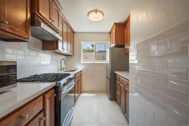 3586 Del Sol Blvd D, San Diego, CA 92154