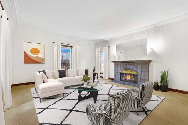 7039 Forest Avenue, Hammond, IN 46324