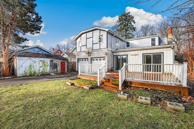 7039 Forest Avenue, Hammond, IN 46324