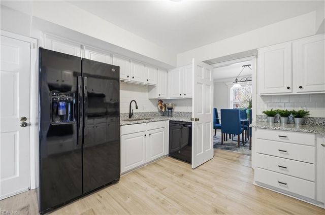 2869 E Point DR, Chesapeake, VA 23321