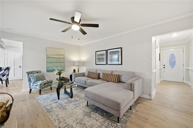 2869 E Point DR, Chesapeake, VA 23321