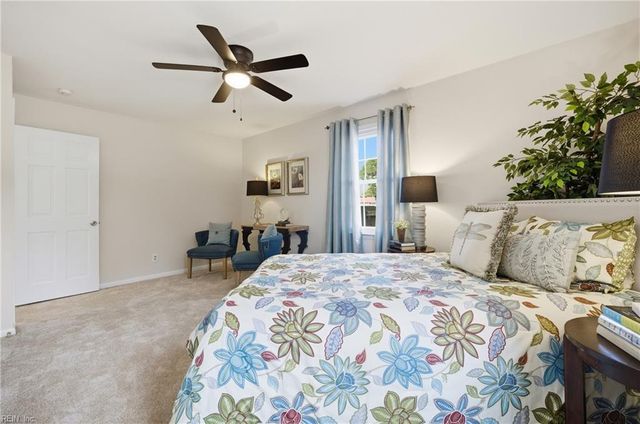 2869 E Point DR, Chesapeake, VA 23321