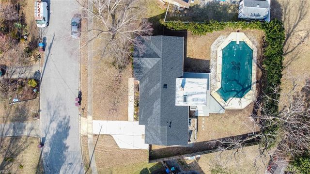 2869 E Point DR, Chesapeake, VA 23321