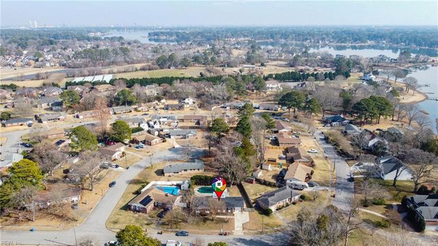 2869 E Point DR, Chesapeake, VA 23321