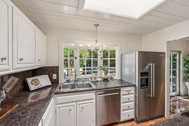 277 Alta Vista Avenue, Los Altos, CA 94022