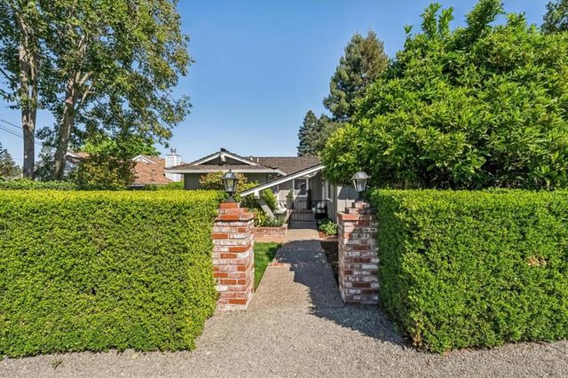 277 Alta Vista Avenue, Los Altos, CA 94022