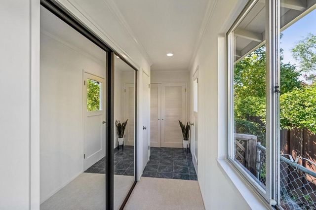277 Alta Vista Avenue, Los Altos, CA 94022