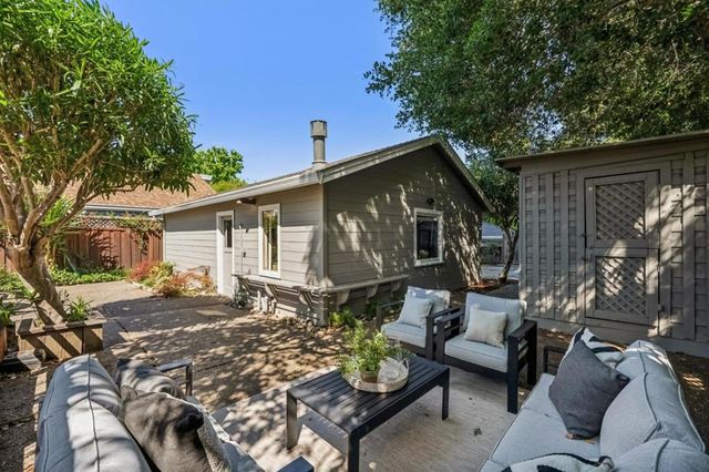 277 Alta Vista Avenue, Los Altos, CA 94022