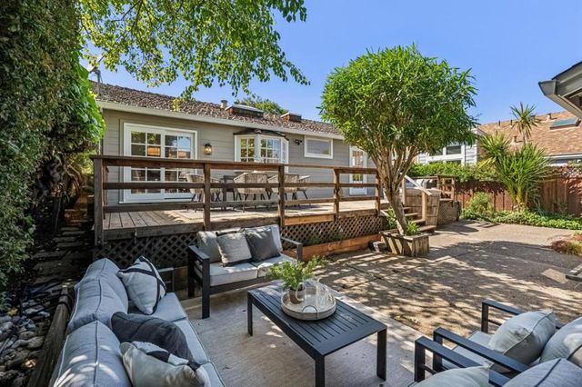 277 Alta Vista Avenue, Los Altos, CA 94022