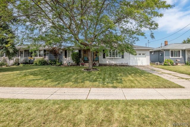 490 Two Mile Creek Road, Tonawanda, NY 14150