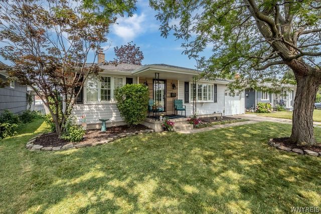 490 Two Mile Creek Road, Tonawanda, NY 14150