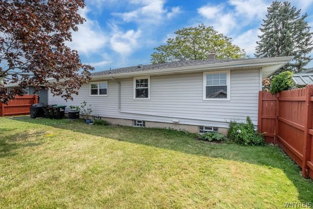 490 Two Mile Creek Road, Tonawanda, NY 14150