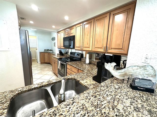 6081 BAHIA DEL MAR CIRCLE 154, St Petersburg, FL 33715