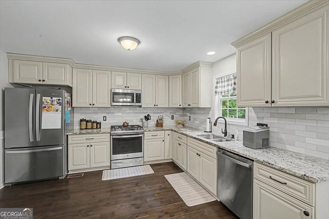 21 Chandler Ridge Drive, Douglasville, GA 30134