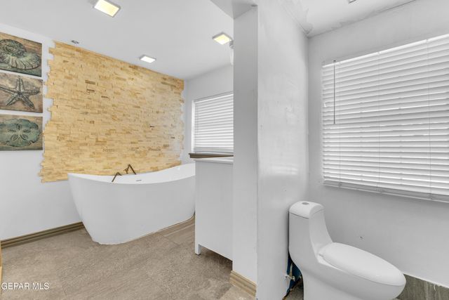 9680 STONEHAVEN Drive, El Paso, TX 79925