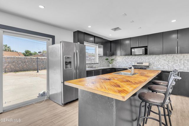 9680 STONEHAVEN Drive, El Paso, TX 79925