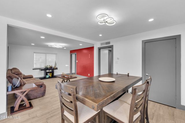 9680 STONEHAVEN Drive, El Paso, TX 79925