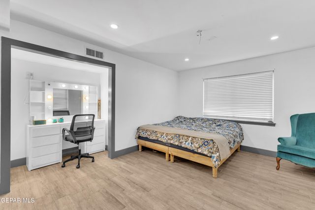 9680 STONEHAVEN Drive, El Paso, TX 79925