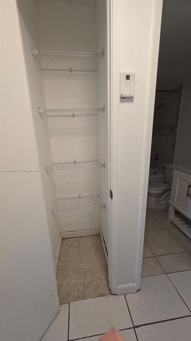 702 NW 87th Avenue 309, Miami, FL 33172
