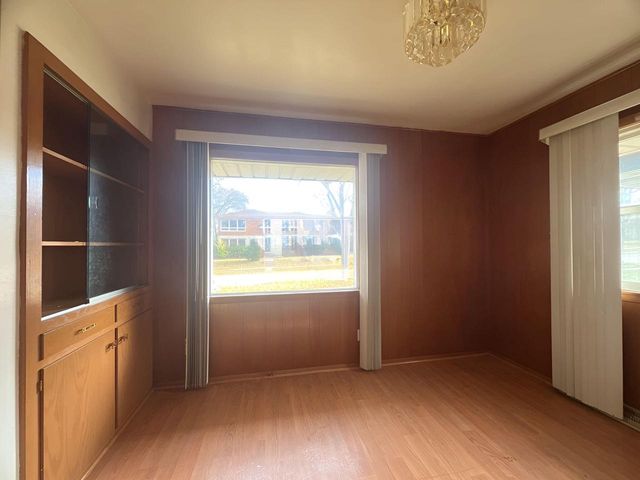 3945 N 61st STREET, Milwaukee, WI 53216