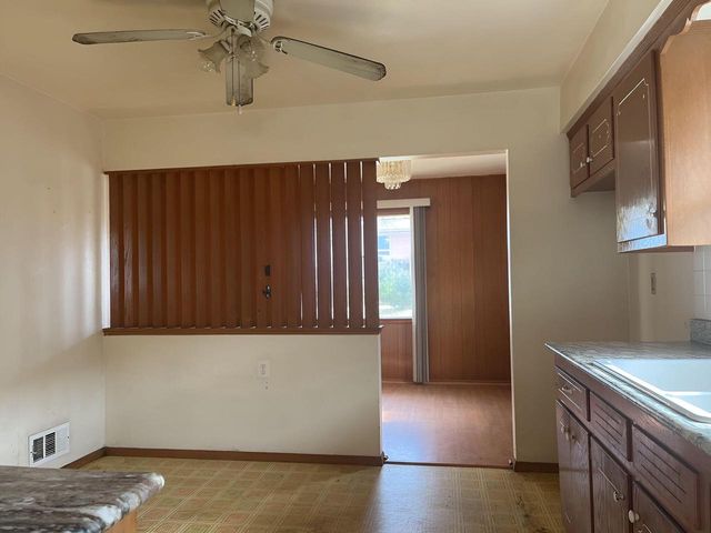 3945 N 61st STREET, Milwaukee, WI 53216