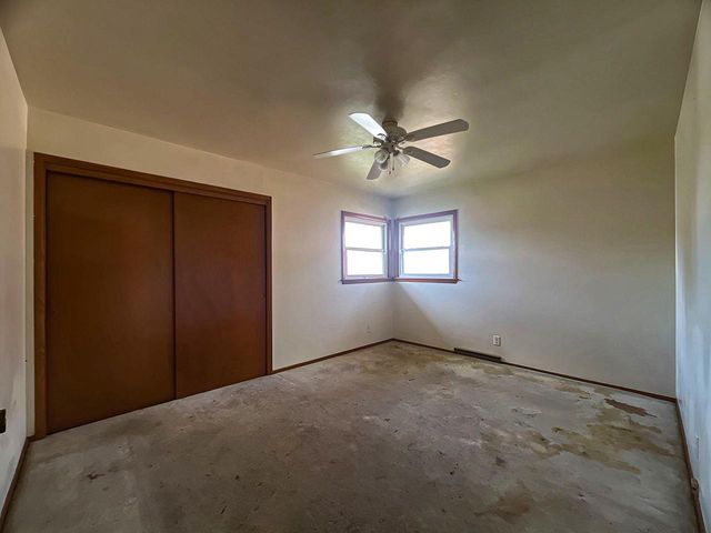 3945 N 61st STREET, Milwaukee, WI 53216