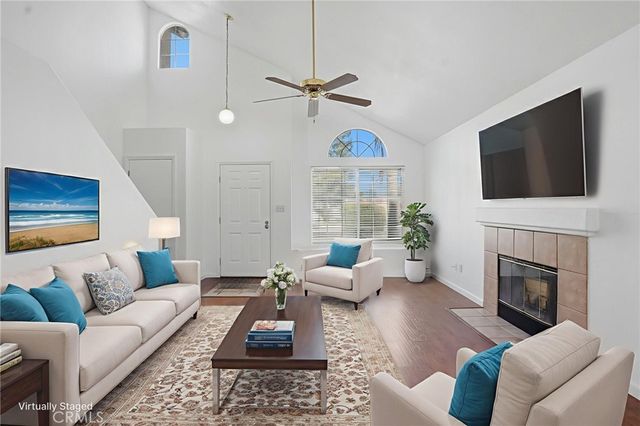 10703 Petalo Drive, Bakersfield, CA 93311