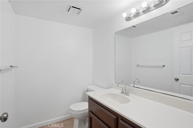 10703 Petalo Drive, Bakersfield, CA 93311