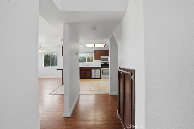 10703 Petalo Drive, Bakersfield, CA 93311