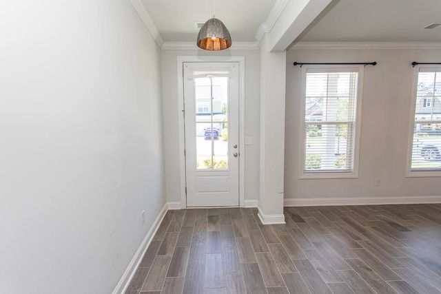 1594 Parish Way, Myrtle Beach, SC 29577