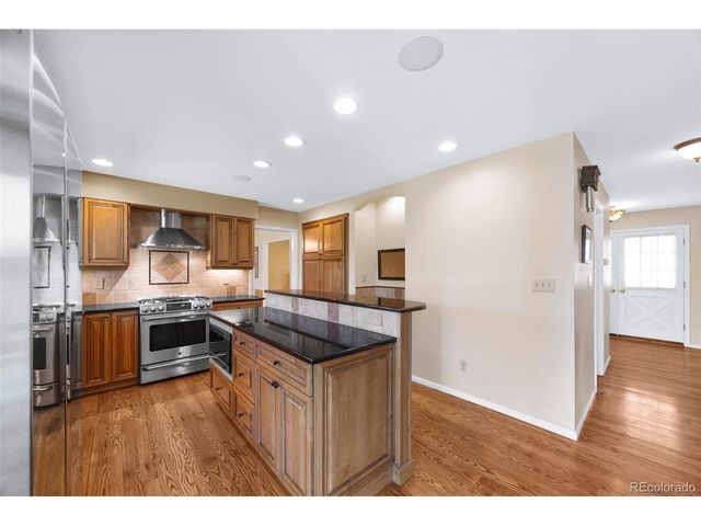 7409 S Newport Way, Centennial, CO 80112
