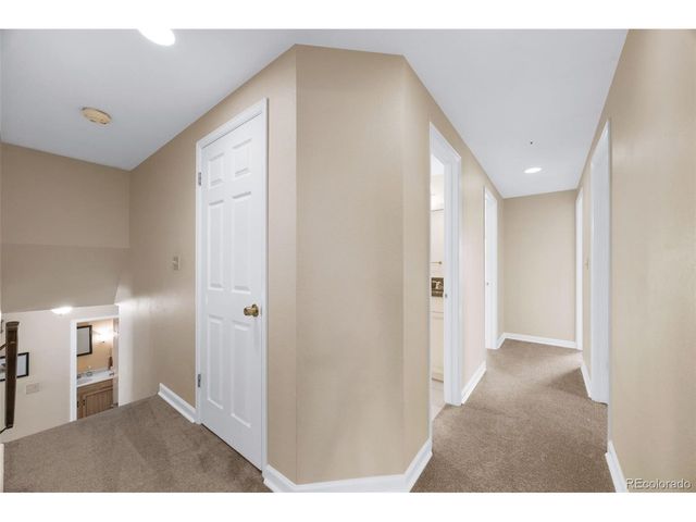 7409 S Newport Way, Centennial, CO 80112