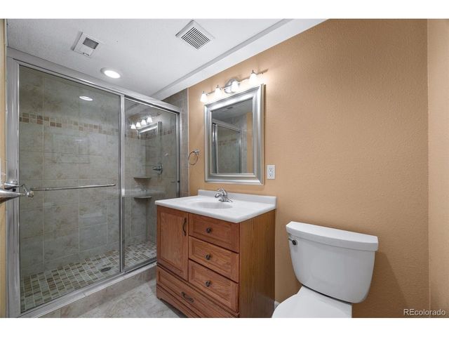 7409 S Newport Way, Centennial, CO 80112
