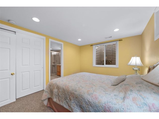 7409 S Newport Way, Centennial, CO 80112