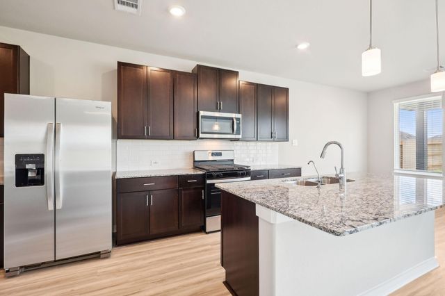 5227 Kingdom Heights Boulevard, Rosenberg, TX 77471