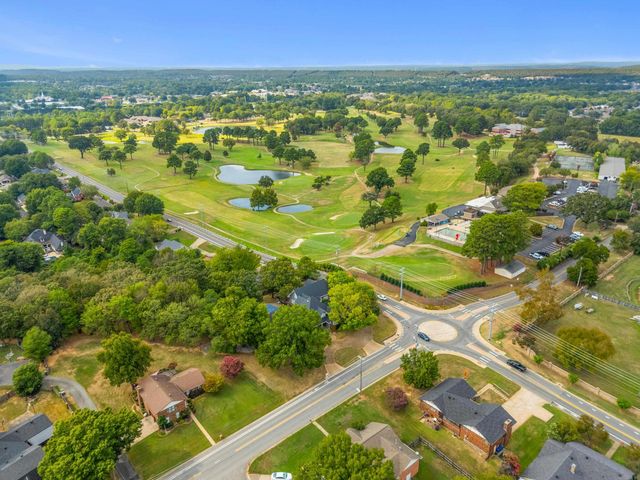 415 Country Club Road, Conway, AR 72034